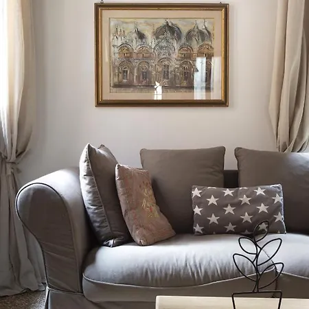 Apartment Romantic Rialto *